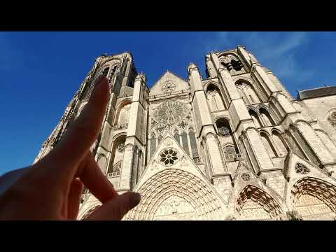 Wideo: Przewodnik po katedralnym mieście Bourges i jego atrakcjach
