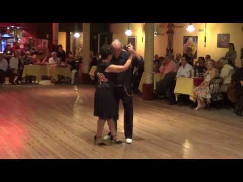 Coca y Osvaldo Cartery (Tango) "Color Cielo" La Yumba de Dorita Club Gricel (Martes 23-04-13) 8/9