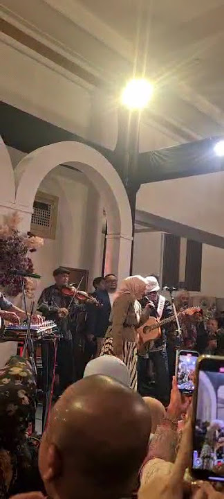 Rindu aku Rindu Kamu Duet terbaik Doel sumbang featuring Nini carlina