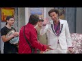 ابداع علي ربيع في دور نجم الاغنية الشعبية نشاز 😂