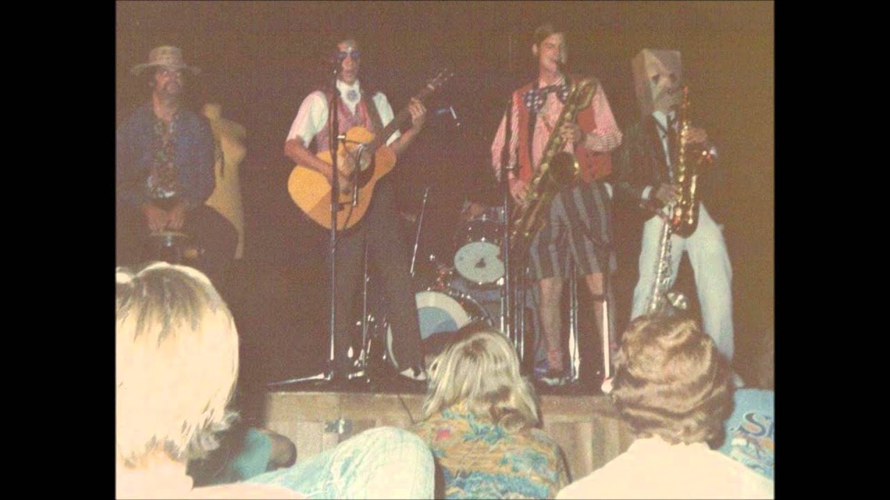 "Jollity Farm" by Bo Bom Beave (1977) YouTube