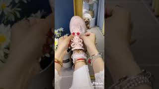 كيفية ربط الحذاء على شكل وردة