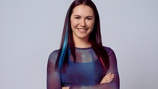 Exclusive Interview Alex Hook Talks A 90S Christmas & Time Travel Fun