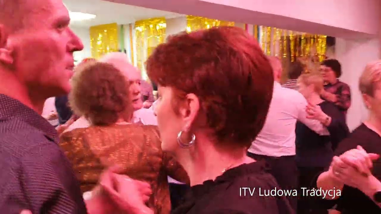 STOI GRUSZA W POLU  Kapeli Stąporkowskiej w Zwoleniu