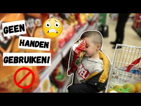 WE MOCHTEN ONZE HANDEN NIET GEBRUIKEN.. | VLOG #208