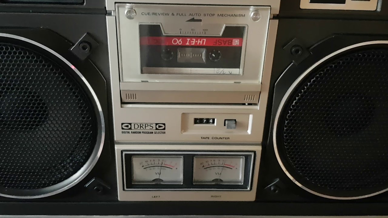 HITACHI TRK-8180 - YouTube