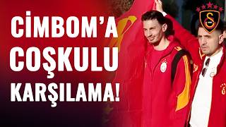 Son Daki̇ka Galatasaray Kafilesi İzmirde Coşkuyla Karşılandı İşte Canlı Görüntüler