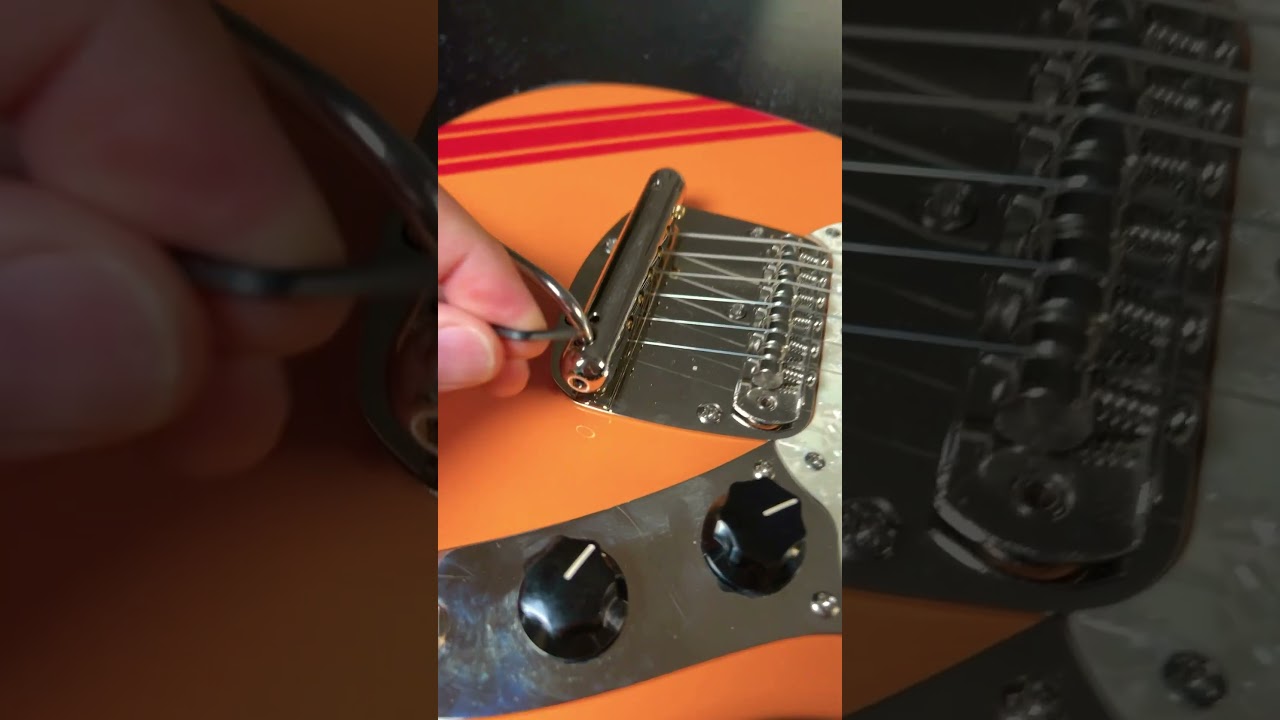 Alnicov Gitaar Onderdelen Saddle Bridge voor Mustang Elektrische Gitaar fit Jazzmaster Instrument Accessoires, Zwart Alnicov Gitaar Onderdelen Saddle Bridge voor Mustang Elektrische Gitaar fit Jazzmaster Instrument Accessoires, Zwart
