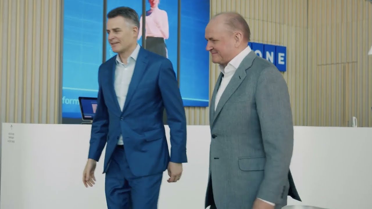 Kestävä kehitys KONEen ytimessä - KONEen toimitusjohtaja ja hallituksen puheenjohtaja keskustelevat