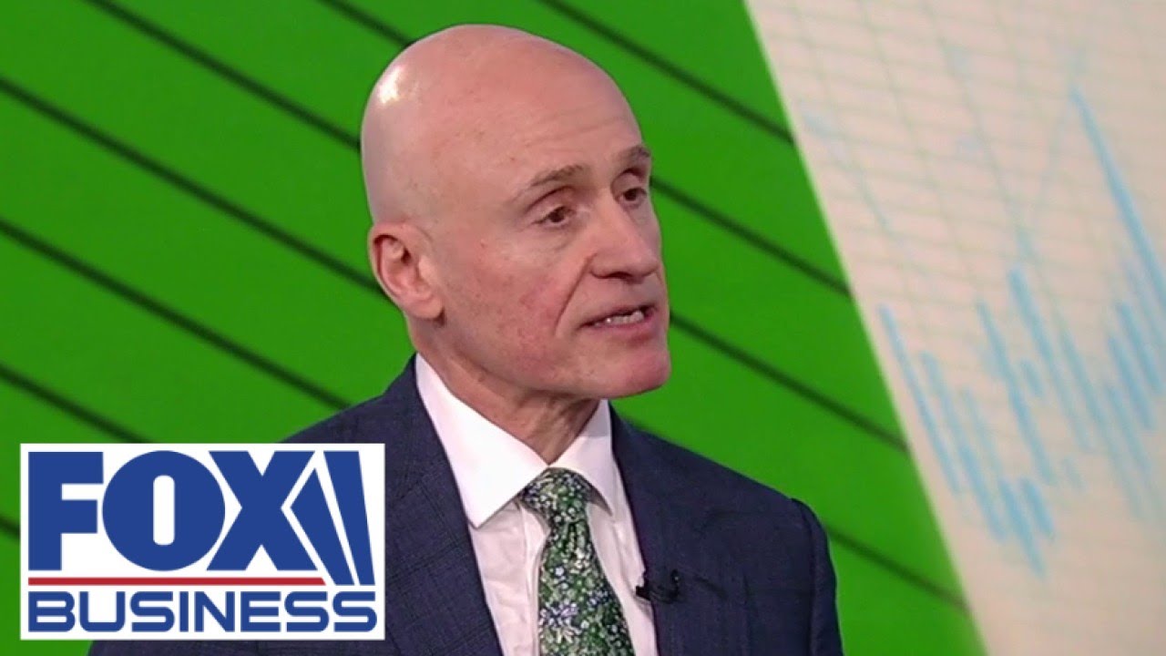 We're in a deregulating environment right now, expert says