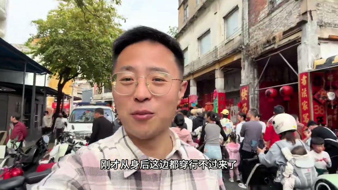 广东定居5年，每年都来佛山快子路，这是年味天花板，广州人都来