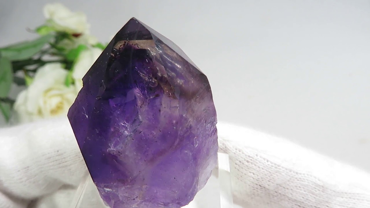 ナミビア ブランドバーグ産 水入りアメジストの結晶(原石) 17.4g