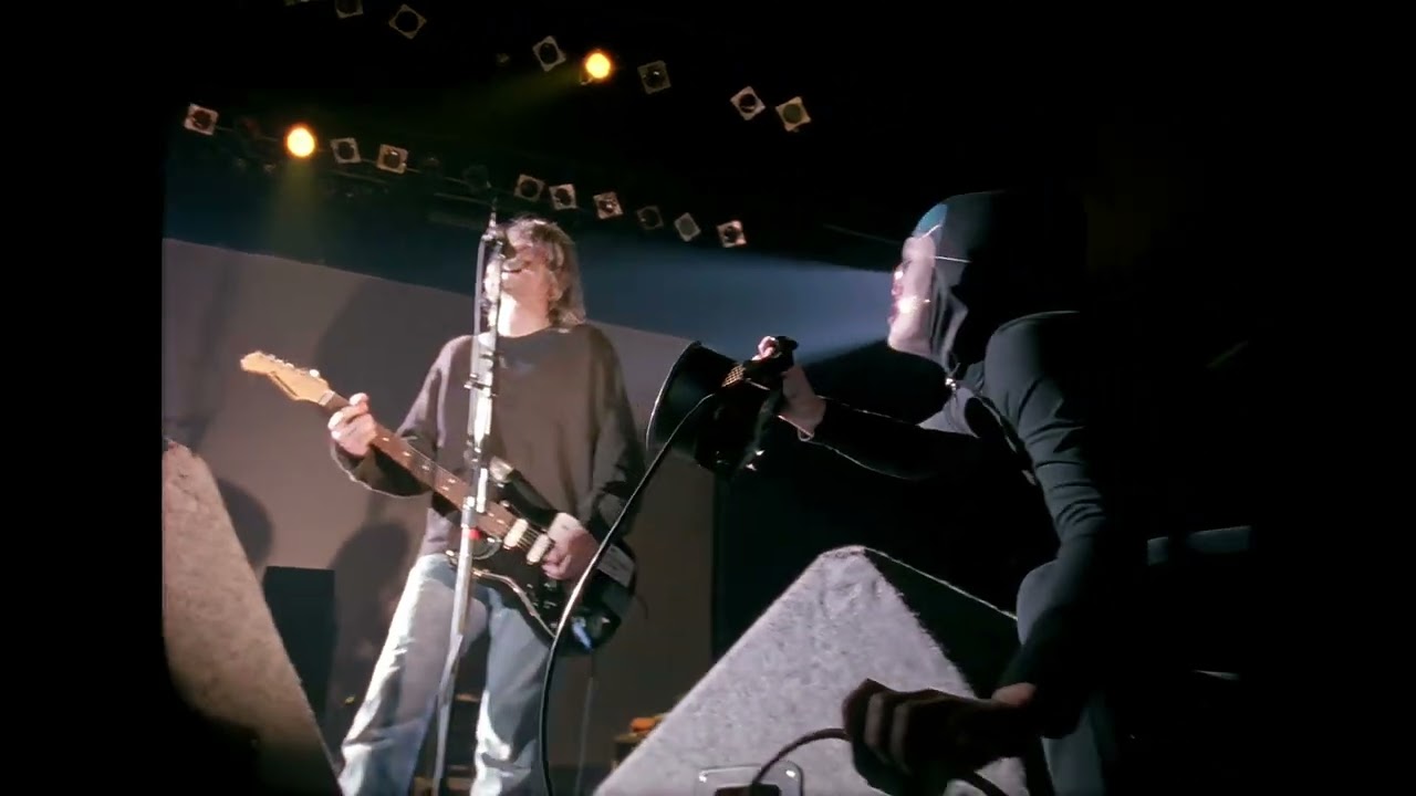 *OLD* Rape Me - Nirvana (Live At Paramount - Seattle, 1991)(4K 48 FPS)