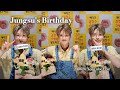 Jungsu singing to songs for his 23rd birthday