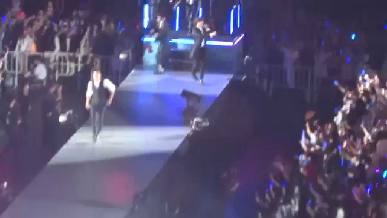 150725 SMTOWN OSAKA SuperJunior ShakeItUp OppaOppa RockStar 직캠