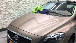 Glosscheck during Orange Peel treatment Volvo V40 Cross Country Resimi