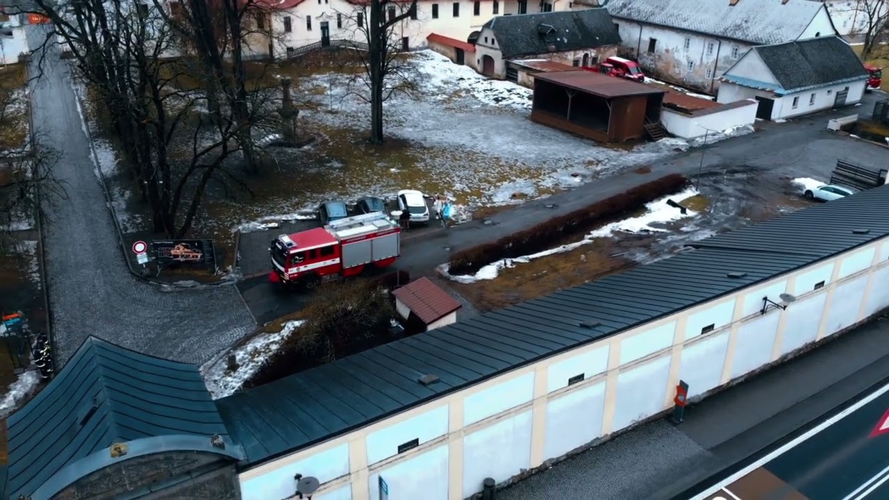 CAS 16 poslední výjezd na zámku, obměna voz. parku
