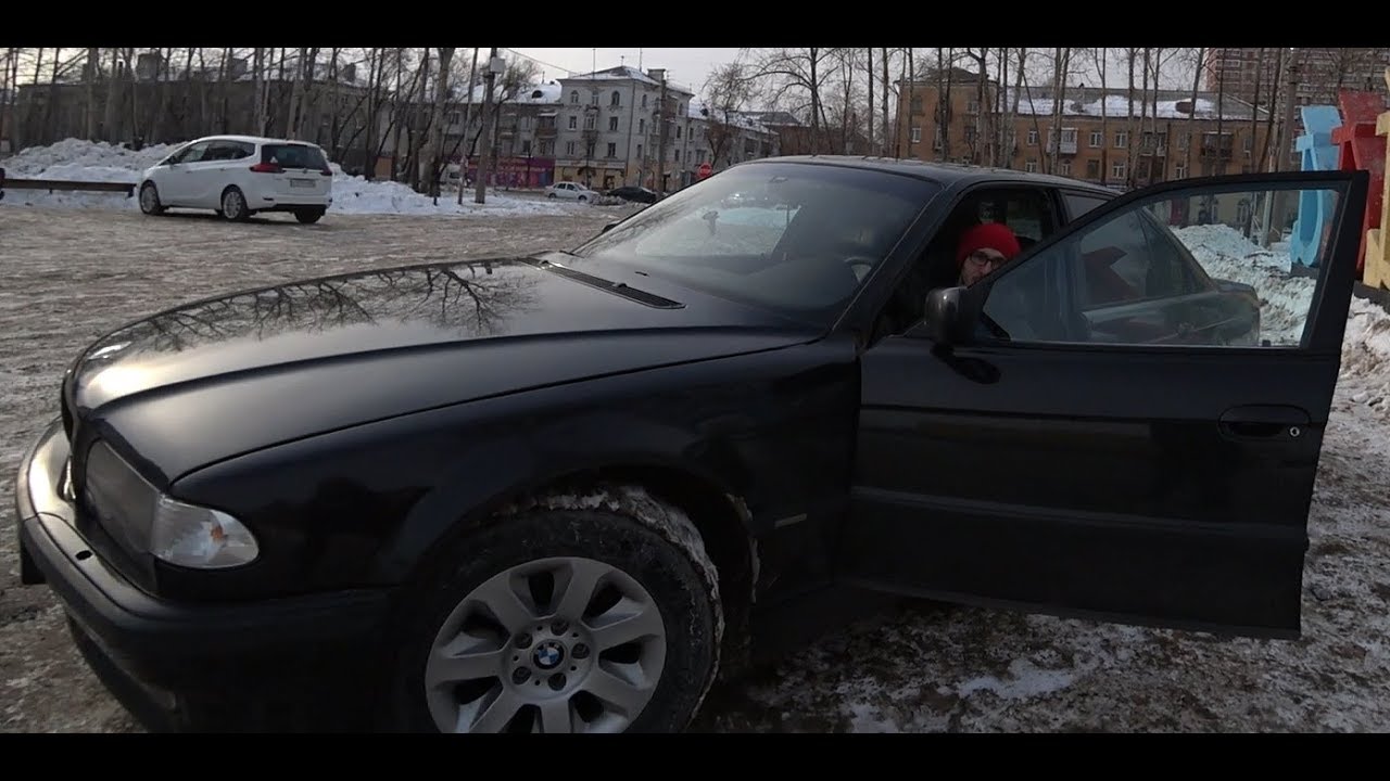 BMW е38 740i V8 по ДЕШМАНУ/ замена радиатора! серия 24 - YouTube