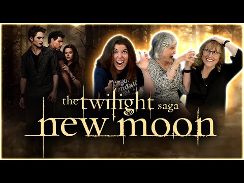 MOVIE REACTIONS!! THE TWILIGHT SAGA: NEW MOON | First Time Watching!! 🌕🐺