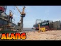 Alang Ship Breaking yard : Inside a derelict ship.