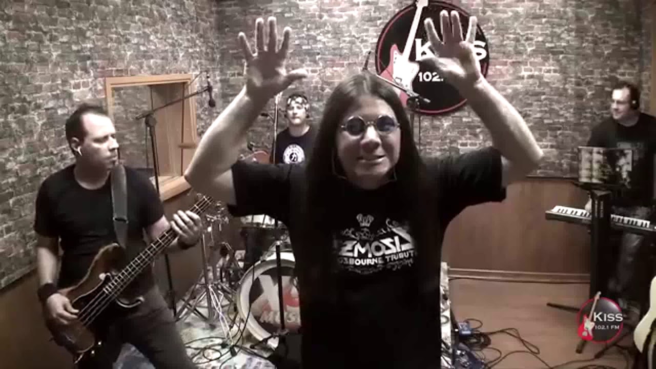 Ozzmosis Kiss club Bark at the moon