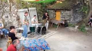 Buck Trio - Greengreengreen