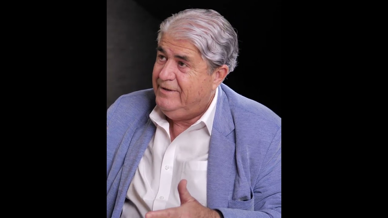 ⁣Nu poți TRĂI TOATĂ VIAȚA în ideologia părinților #shorts