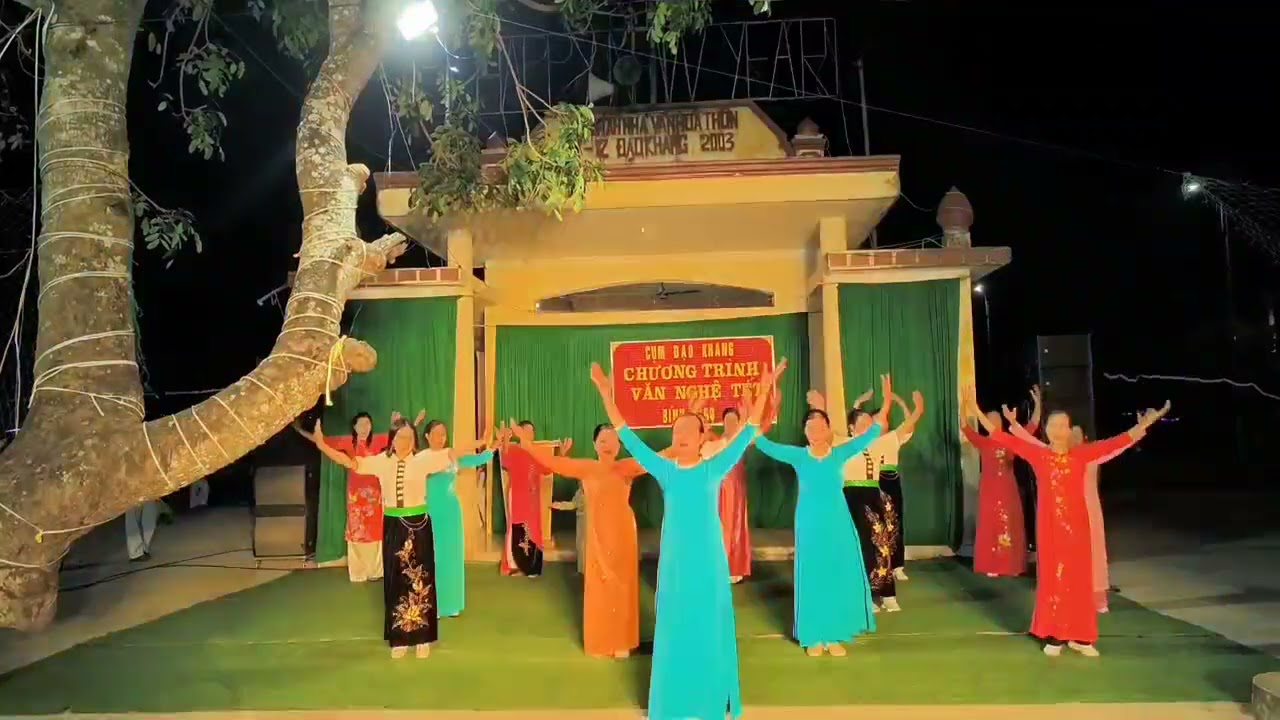 MÚA CÙNG EM ĐI HỘI MÙA XUÂN - CỤM ĐẠO KHANG