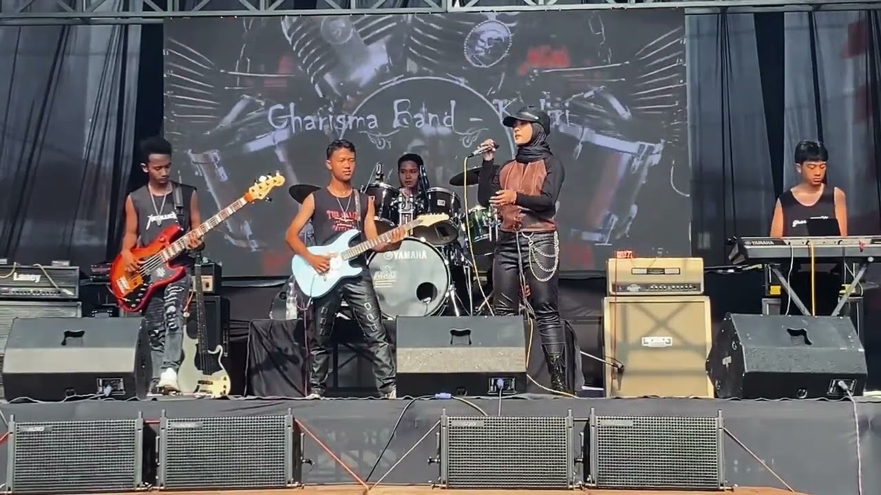 Kilisuci Charisma Band live perform at Badas Rock