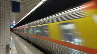 20220318 262次DR2800型柴聯自強號 南港車站1A月台 列車通過 No.262 DMU Tze-Chiang Nangang station Platfrom1A Train pass
