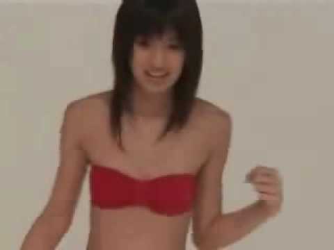 Sexy Akina Minami