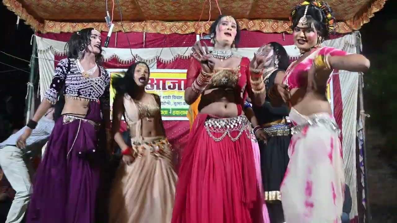 रामखेलावन गौतम की नौटंकी का पचरंगी प्रोग्राम