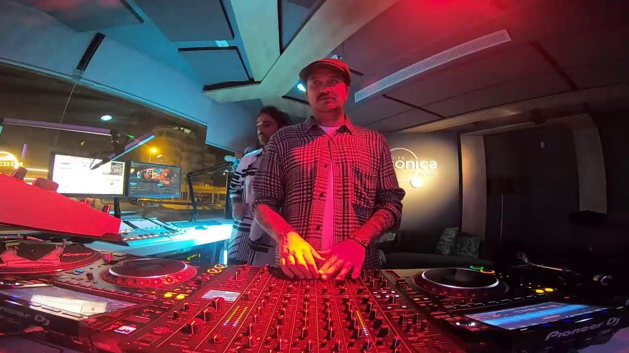 ZOOLOGICA RADIO SHOW with LANDIKHAN