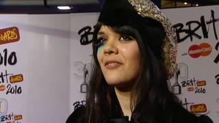 Details Lily Allen 'terrified' before Brits performance Update