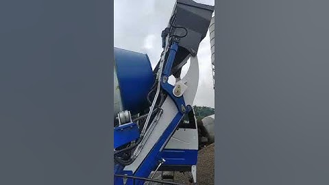 Self Loading Concrete Mixer Working Video