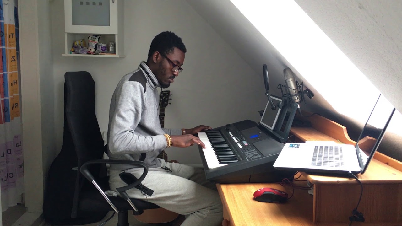 Toofan - Money, BMYE - La danse du matin (Mashup) Instrumental Cover  By Luther K.