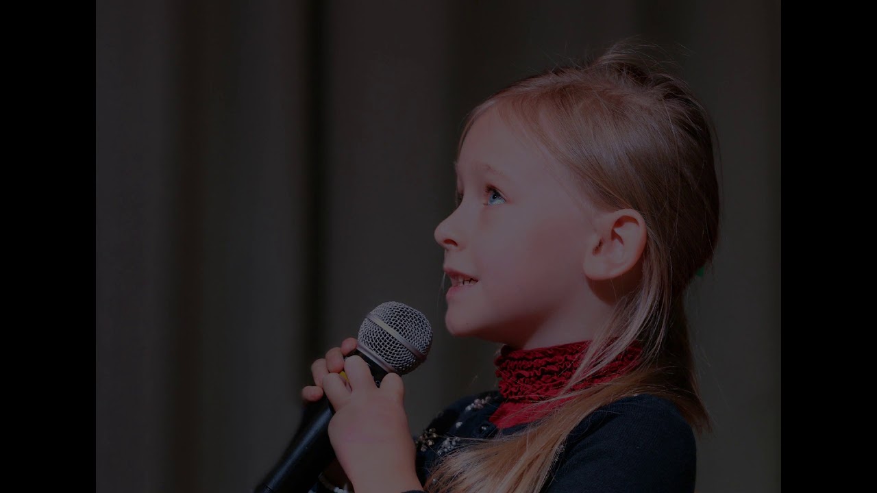 Canta para mí (Luis Guitarra), Ana Luz