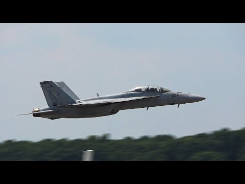 F/A-18 Superhornet Demo at Battle Creek 2023