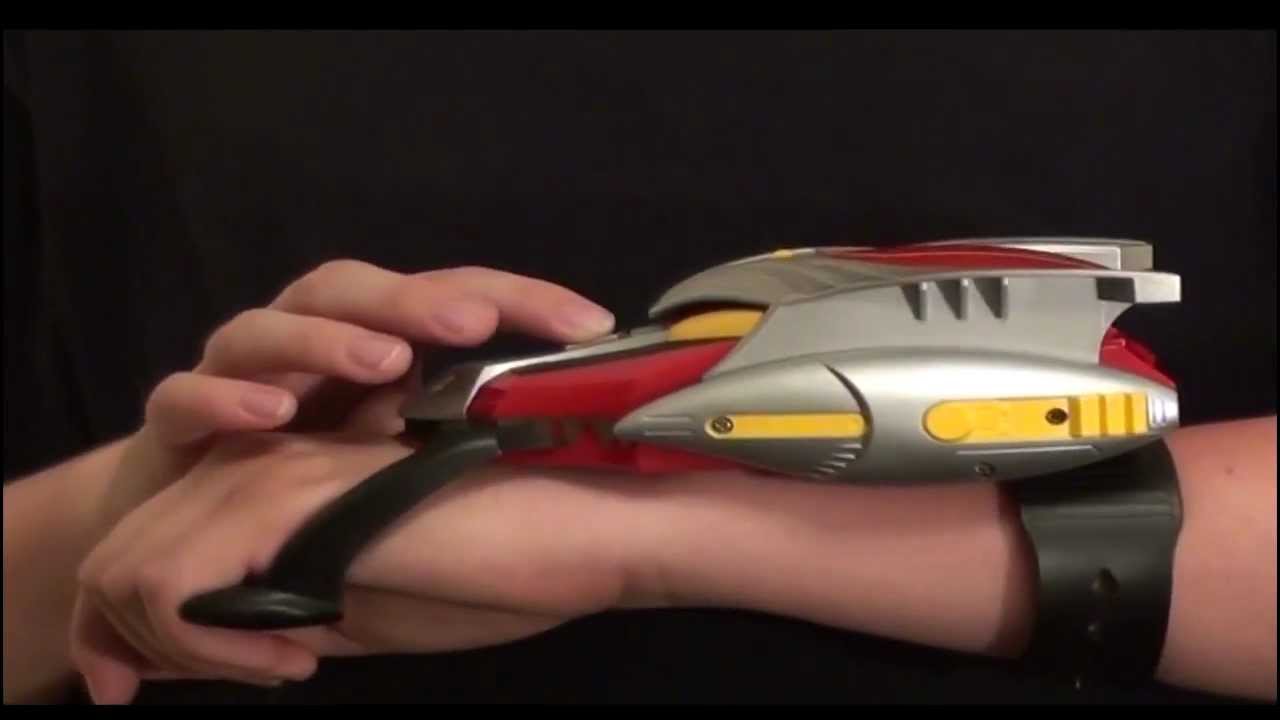 Kamen Rider Dragon Knight DX Dragvisor Demo ALL SOUNDS! - YouTube