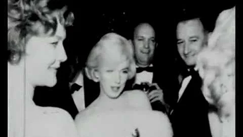 Marilyn Monroe - Hello Shelly Winters. 1960 Golden...