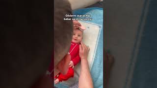 Gözlerini Açıp Bi Anda Saçlarını Taranan Benbrk