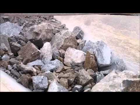 Crusher Mouth Feed - video from Tesab