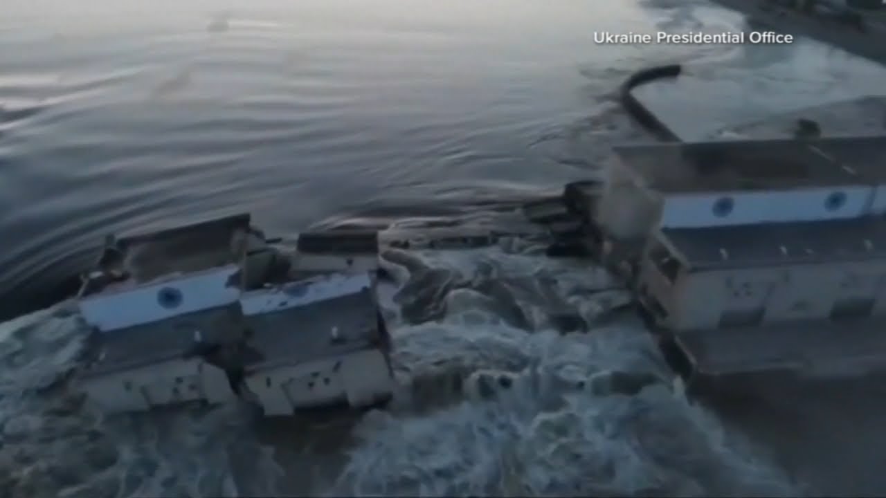 Collapse of major dam in southern Ukraine triggers emergency as Moscow and Kyiv trade blame