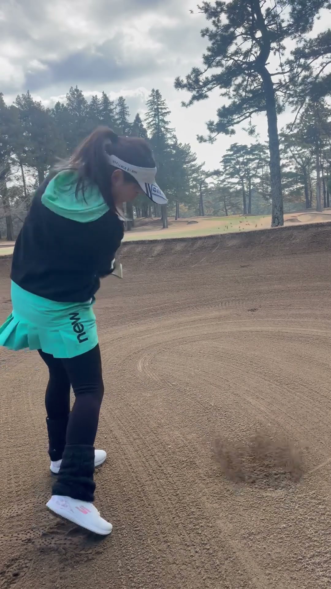 110ヤード7番アイアンフェース開いて低い弾道イメージ #golf #完璧