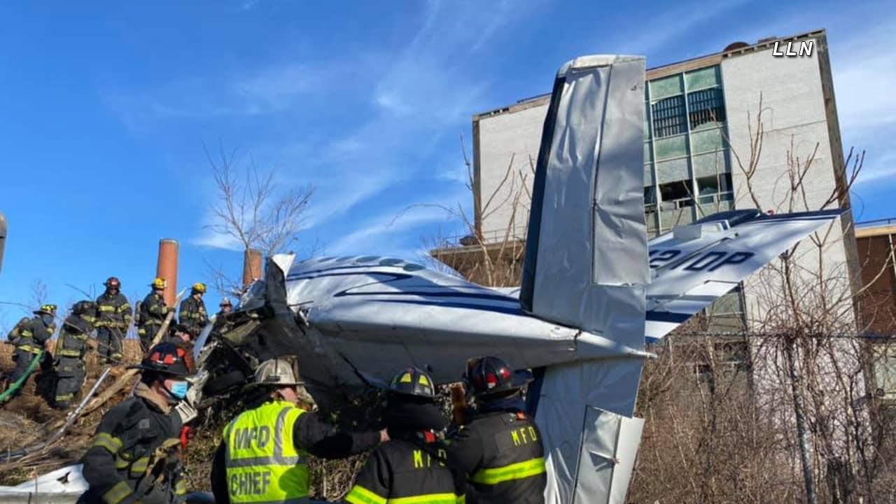 Pilot Hurt After Small Plane Crash - YouTube