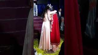 Abucheos a la reina recientemente electa en Cochinoca