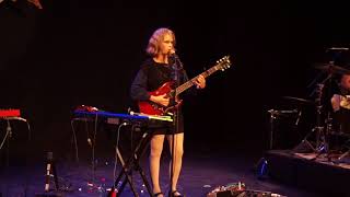 Juana Molina - Bicho auto (12-08-2017,Teatro San Ginés,Santiago)