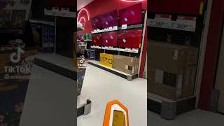 Turning off TV with Flipper Zero 😂 | #flipperzero #funny #cool #store