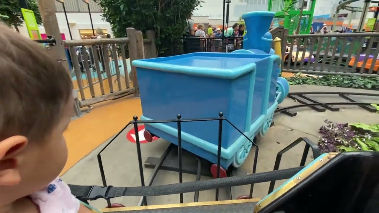 Dora’s La Adventura de Azul at Mall of America Nickelodeon Universe