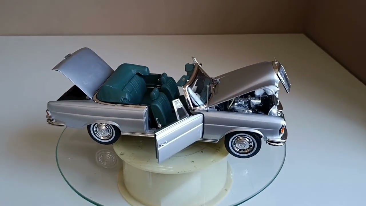 NOREV Mercedes-Benz 280 SE Cobriolet 訳あり Mercedes Benz 280 SE 3.5 (W111)Cabriolet 1969 Norev 1/18